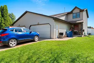 2744 Monaco Dr, Green Bay, WI 54311 - Photo 6