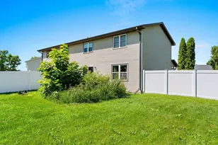 2744 Monaco Dr, Green Bay, WI 54311 - Photo 14