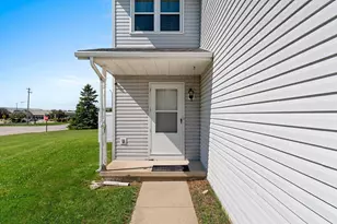 2745 Monaco Dr, Green Bay, WI 54311 - Photo 6
