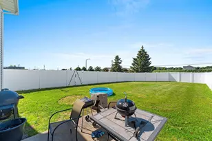 2745 Monaco Dr, Green Bay, WI 54311 - Photo 14