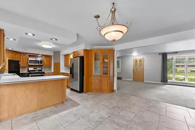 2596 Deckner Avenue, Green Bay, WI 54302 - Photo 18