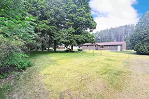 945 Steiner Dr, Mishicot, WI 54228 - Photo 2