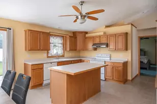 1203 Montclaire Ct, Appleton, WI 54915 - Photo 14