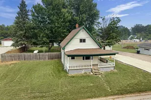 N4810 County Road B, New London, WI 54916 - Photo 2