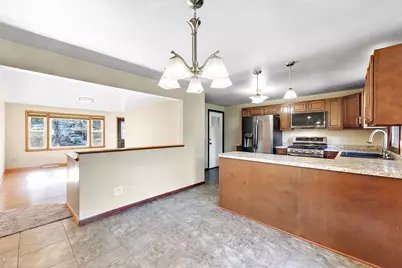557 Ruth Street, Green Bay, WI 54302 - Photo 10