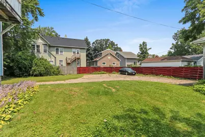 912 Jackson Street, Oshkosh, WI 54901 - Photo 60
