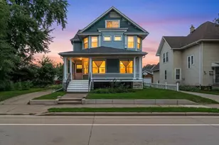 912 Jackson St, Oshkosh, WI 54901 - Photo 1