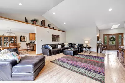 1414 Melissa Lane, New Holstein, WI 53061 - Photo 4