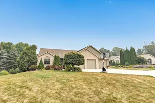 1414 Melissa Ln, New Holstein, WI 53061 - Photo 34