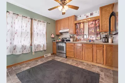 2201 11th Street, Two Rivers, WI 54241 - Photo 14