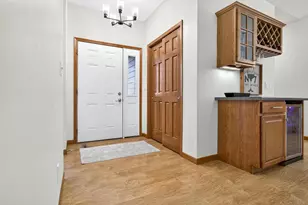 1717 Oak Hollow Ln, Neenah, WI 54956 - Photo 6