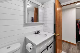 1041 Black Wolf Ave, Oshkosh, WI 54902 - Photo 22
