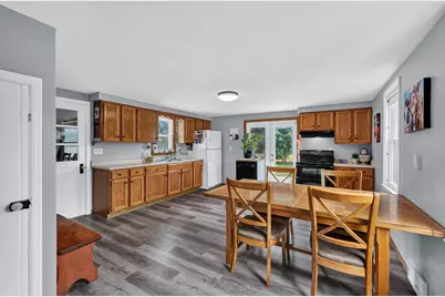 1041 Black Wolf Avenue, Oshkosh, WI 54902 - Photo 8