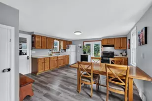 1041 Black Wolf Ave, Oshkosh, WI 54902 - Photo 8