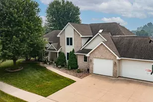 2703 E Corridor Dr, Appleton, WI 54913 - Photo 2