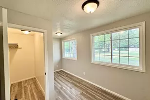 139 N Wood Ave, Peshtigo, WI 54157 - Photo 10