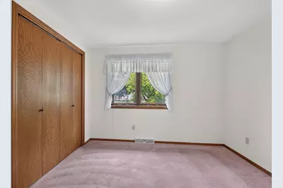 713 Canberry Court, De Pere, WI 54115 - Photo 26