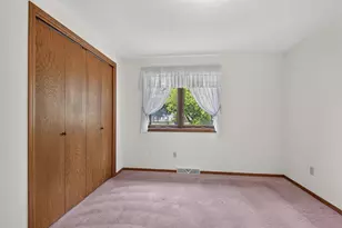713 Canberry Ct, De Pere, WI 54115 - Photo 26