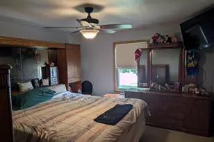 415 W 19th Ave, Oshkosh, WI 54902 - Photo 10