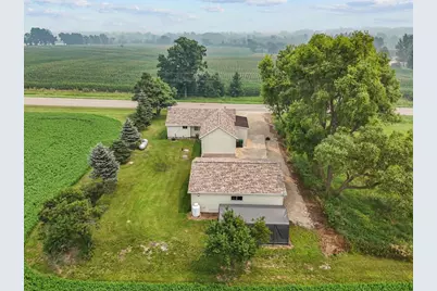 3241 County Rd K, Omro, WI 54963 - Photo 34