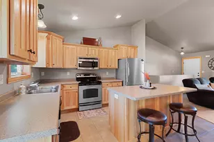 3405 Paula St, Green Bay, WI 54311 - Photo 14