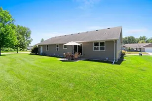 3405 Paula St, Green Bay, WI 54311 - Photo 10