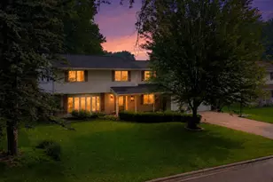 559 Hilltop Dr, Green Bay, WI 54301 - Photo 40
