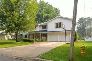 559 Hilltop Dr, Green Bay, WI 54301 - Photo 34