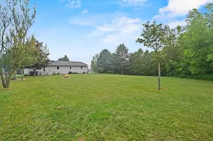 405 W Greenfield Ave, Algoma, WI 54201 - Photo 40