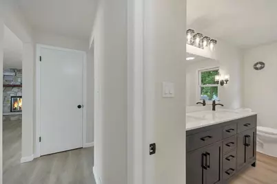 2320 Manitowoc Road, Green Bay, WI 54311 - Photo 14