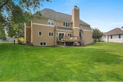 1111 Huntington Way, Suamico, WI 54173 - Photo 8