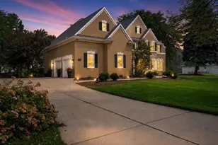 1111 Huntington Way, Suamico, WI 54173 - Photo 2