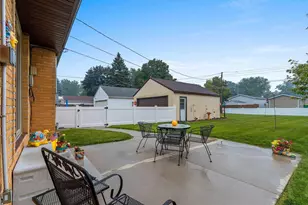 1237 Bond St, Green Bay, WI 54303 - Photo 52