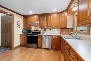 1237 Bond St, Green Bay, WI 54303 - Photo 22