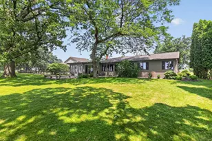 2507 Edgewood Ln, Oshkosh, WI 54904 - Photo 44
