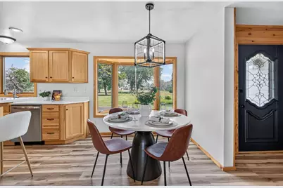2507 Edgewood Lane, Oshkosh, WI 54904 - Photo 6
