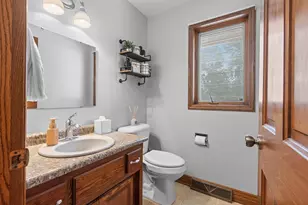 2615 Edgewood Ln, Green Bay, WI 54302 - Photo 24
