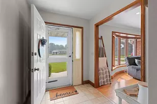 2615 Edgewood Ln, Green Bay, WI 54302 - Photo 4