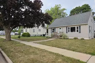 465 Walker St, Fond du Lac, WI 54935 - Photo 2