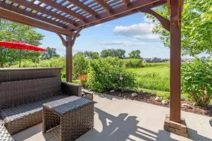 2379 E Glenhurst Ln, Appleton, WI 54913 - Photo 4