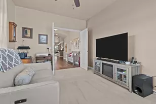 2379 E Glenhurst Ln, Appleton, WI 54913 - Photo 12