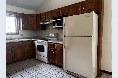 178 E Pioneer Road, Fond du Lac, WI 54935 - Photo 6