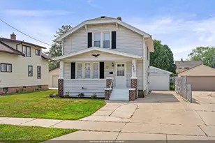 1610 S 14th St, Manitowoc, WI 54220 - Photo 1