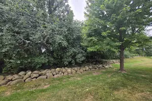 82 Queens Way, Fond du Lac, WI 54935 - Photo 6