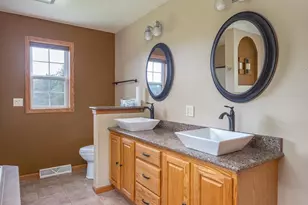 E9051 Rocky Mountain Dr, New London, WI 54961 - Photo 26