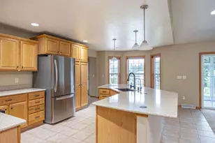 E9051 Rocky Mountain Dr, New London, WI 54961 - Photo 12