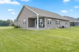 2066 Fescue Way, Suamico, WI 54313 - Photo 26
