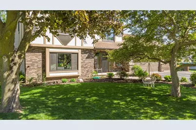 37 Butte Des Morts Court, Appleton, WI 54914 - Photo 2