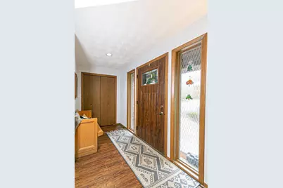 37 Butte Des Morts Court, Appleton, WI 54914 - Photo 4