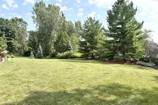 2701 E Glenhurst Ln, Appleton, WI 54913 - Photo 8
